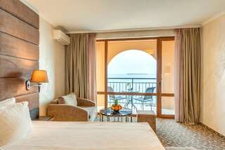 Курортные отели Grand Hotel Sveti Vlas Свети-Влас Двухместный номер Делюкс с 1 кроватью и боковым видом на море-1